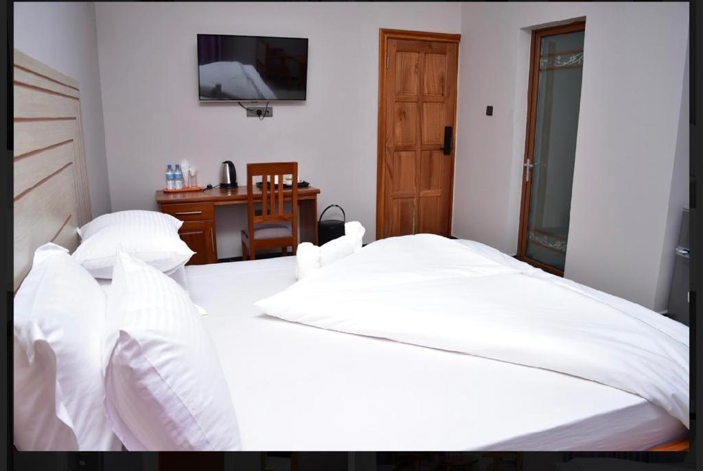 Hancol Hotel Ντοντόμα Εξωτερικό φωτογραφία